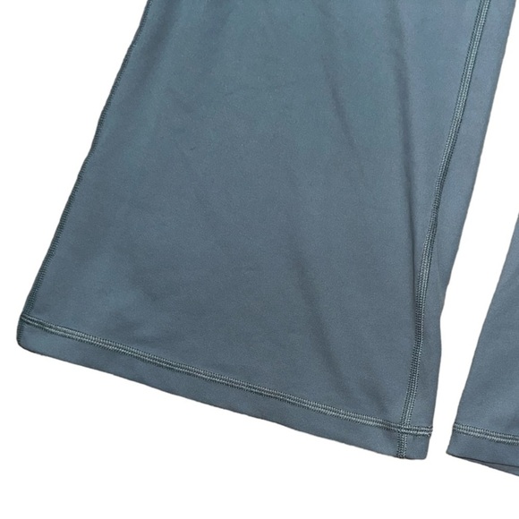 Athleta Elation Ultra Flare Stretchy Yoga Athleisure Pants in Minimalist Gray XS - Picture 8 of 12